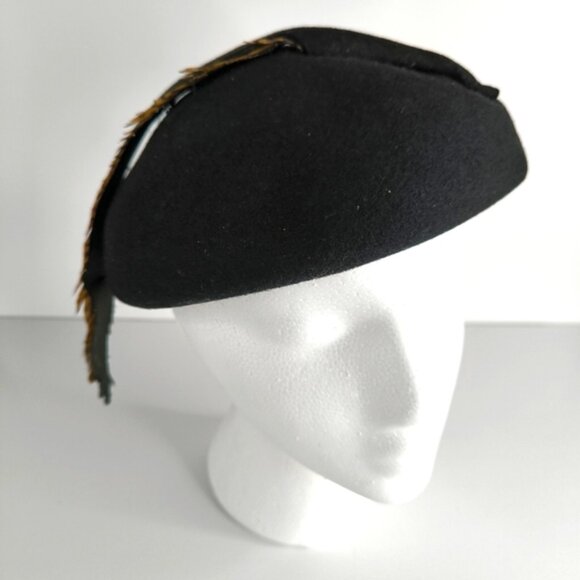 Vintage Glenover Retro 60s Cabaret Glam Chic Single Feather Lady Velour Hat - Picture 1 of 10